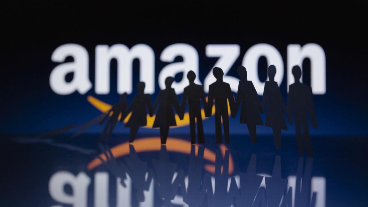 Amazon ve Microsoft'un Veri Merkezi Yatırımları ve Enerji Sektöründeki Gelişmeler 6 amazon-ve-microsoftun-veri-merkezi-yatirimlari-ve-enerji-sektorundeki-gelismeler-7xHjIsEF.jpg