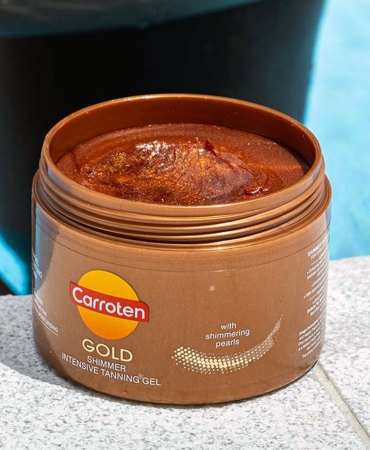 Yazın Parlayan Yıldızı: Carroten Gold Shimmer Tanning Jel ile Göz Alıcı Bronzluk 8 Carroten Gold Shimmer Tanning Jel