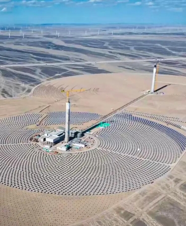 Çin'in Yenilenebilir Enerji Devrimi: İki Kuleli Güneş Enerjisi Santrali 2 cinin-yenilenebilir-enerji-devrimi-iki-kuleli-gunes-enerjisi-santrali-36pUt3iQ.jpg