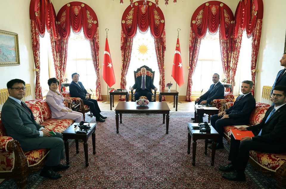 Cumhurbaşkanı Erdoğan, BYD ile Yatırım Anlaşması İmzaladı 1 Çinli SWM Motor da Üretim İçin Başvurdu