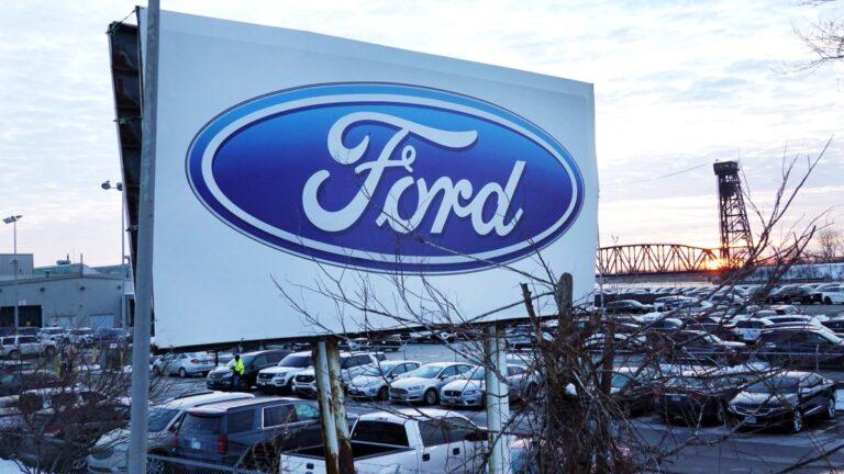 Ford, Oakville Tesisinde Super Duty Üretimine Başlayacak 1 Ford, Oakville Tesisinde Super Duty Üretimine Başlayacak