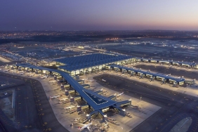 iga-istanbul-havalimaninin-mali-isler-departmaninin-yeni-baskani-mehmet-yasir-koca-8HdW5wZG.jpg