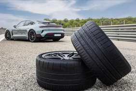 Pirelli'nin Porsche 911 İçin Geliştirdiği Yeni Lastikler: P Zero Trofeo RS ve P Zero Corsa 2 pirellinin-porsche-911-icin-gelistirdigi-yeni-lastikler-p-zero-trofeo-rs-ve-p-zero-IbmLDZuD.jpg