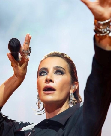 Şarkıcı Sıla ve Hayko Cepkin'den Konser Duyuruları 9 sarkici-sila-ve-hayko-cepkinden-konser-duyurulari-kIztI8xC.jpg
