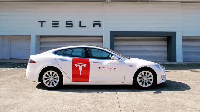 Tesla Robotaksi Tanıtımı Ertelendi 1 Hisselerde Sert Düşüş