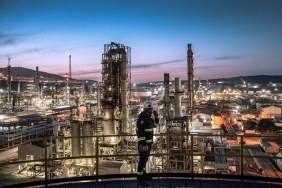 Tüpraş, İran'ın El Koyduğu 1 Milyon Varillik Petrolü Geri Aldı 12 tupras-iranin-el-koydugu-1-milyon-varillik-petrolu-geri-aldi-SG6qcrk3.jpg