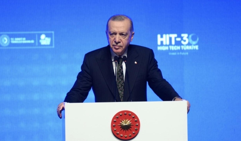 Türkiye'nin HIT-30 Yüksek Teknoloji Yatırım Programı ile Elektrikli Otomobil ve Batarya Üretimi 1 turkiyenin-hit-30-yuksek-teknoloji-yatirim-programi-ile-elektrikli-otomobil-ve-batarya-uretimi-euqBIRTB.jpg