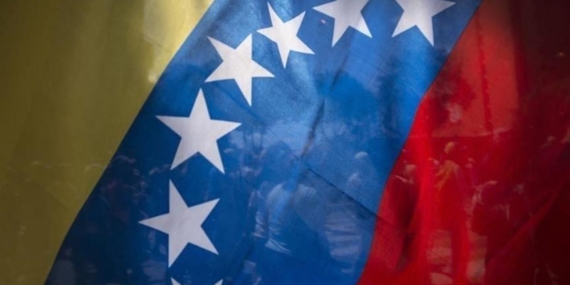 Venezuela’da Devlet Başkanlığı Seçimi: Maduro ile Gonzalez Yarışıyor