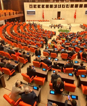 "Vergi vermeyen şirketler araştırılsın" teklifi reddedildi 4 vergi-vermeyen-sirketler-arastirilsin-teklifi-reddedildi-zuKEjVMJ.jpg