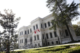 yildiz-sarayi-1-haftada-istanbulun-en-cok-ziyaret-edilen-yerlerinden-biri-oldu-SXqTsji4.jpg