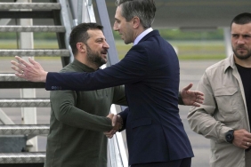 Zelenskyy'nin NATO Zirvesi Dönüşü İrlanda Ziyareti ve İrlanda'nın Ukrayna'ya Destek Sözü 15 zelenskyynin-nato-zirvesi-donusu-irlanda-ziyareti-ve-irlandanin-ukraynaya-destek-sozu-4DQQWECm.jpg