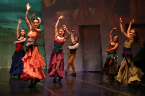 21. Uluslararası Bodrum Bale Festivali'nde 'Carmen' Balesi Sahneye Konuldu 3 21-uluslararasi-bodrum-bale-festivalinde-carmen-balesi-sahneye-konuldu-lOET3jf7.jpg