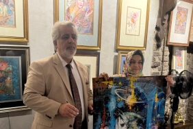 Alireza Aghamiri'nin Minyatür ve Tezhip Sergisi Türkiye'de Açıldı 4 alireza-aghamirinin-minyatur-ve-tezhip-sergisi-turkiyede-acildi-irdZqlAw.jpg