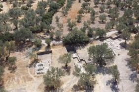 Apollon Smintheus Kutsal Alanı'ndaki Kazı Çalışmaları 6 apollon-smintheus-kutsal-alanindaki-kazi-calismalari-1X2vd9Qe.jpg