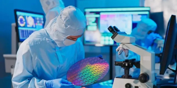 DRAM ve NAND Flash Endüstrileri 2024’te Büyük Bir Büyüme Bekliyor