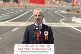 e-Devlet Üzerinden Araç Geçiş Ödemeleri Başladı 1 e-devlet-uzerinden-arac-gecis-odemeleri-basladi-xMkUSLzD.jpg