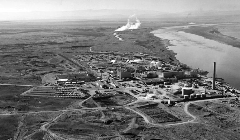 Hanford'da Güneş Enerjisi Projesi: Temiz Enerjiye Geçişin Yeni Bir Adımı 6 hanfordda-gunes-enerjisi-projesi-temiz-enerjiye-gecisin-yeni-bir-adimi-kQZ5nEji.jpg