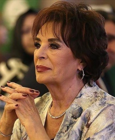 Hülya Koçyiğit'ten Zonguldak'a Övgü ve Genç Sinemacılara Destek 2 hulya-kocyigitten-zonguldaka-ovgu-ve-genc-sinemacilara-destek-SXq1yGQg.jpg