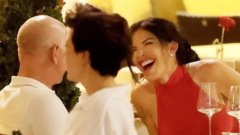 Jeff Bezos ve Lauren Sánchez'in Romantik Roma Gezisinin Detayları 21 Jeff Bezos ve Lauren Sánchez'in Romantik Roma Gezisinin Detayları