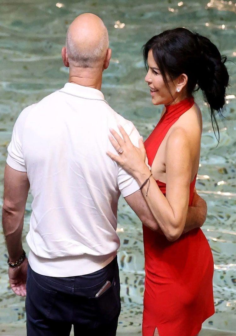 Jeff Bezos ve Lauren Sánchez'in Romantik Roma Gezisinin Detayları 8 Jeff Bezos ve Lauren Sánchez'in Romantik Roma Gezisinin Detayları