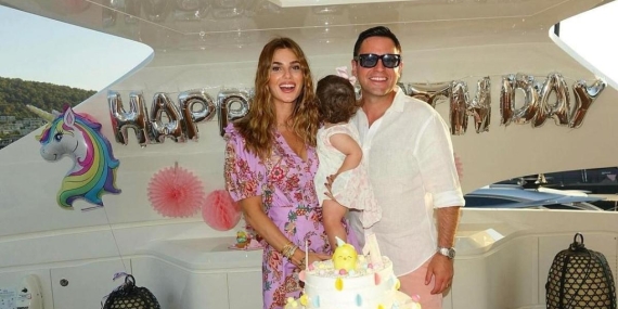 Nazlı Sabancı’dan Kızı Arzu Alara’nın İlk Yaş Günü Kutlaması