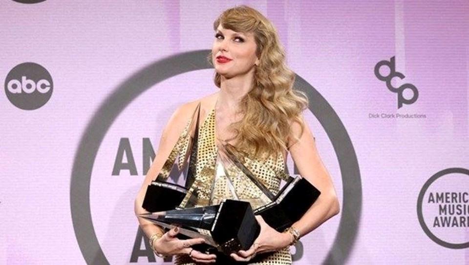Taylor Swift, Wembley Stadyumu'nda Rekor Kırdı 1 Taylor Swift, Londra'da Tarihi Bir Rekora İmza Attı