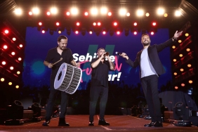 Türkiye Kültür Yolu Festivali Erzurum'da Sanat ve Kültür Coşkusuyla Gerçekleşti 3 turkiye-kultur-yolu-festivali-erzurumda-sanat-ve-kultur-coskusuyla-gerceklesti-qaQ9pXcn.jpg