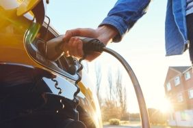 AB Komisyonu'ndan Çin Elektrikli Otomobillerine Yeni Vergi Düzenlemeleri 5 ab-komisyonundan-cin-elektrikli-otomobillerine-yeni-vergi-duzenlemeleri-9ccwBDDs.jpg