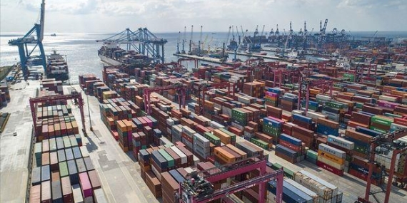 ABD’de Ticaret Açığı Düşüşe Geçti: Ağustos Ayında Ekonomik Canlanma İşaretleri!