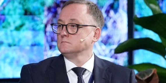 AMB’nin Şahin Üyesinden Şok Uyarı: Hizmet Enflasyonu Patlıyabilir!