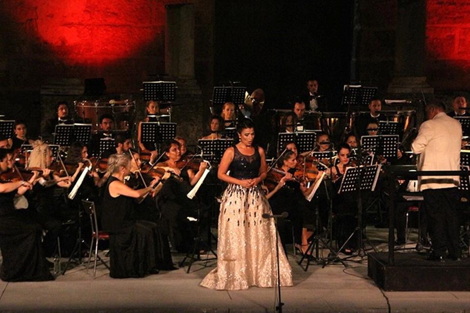 Aspendos Antik Tiyatrosu'nda Unutulmaz Bir Opera Gecesi 3 Aspendos Antik Tiyatrosu'nda Unutulmaz Bir Opera Gecesi