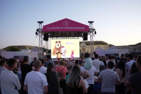 canakkale-kultur-yolu-festivalinde-bisiklet-turu-ve-sanat-etkinlikleri-jJsY3MPD.jpg