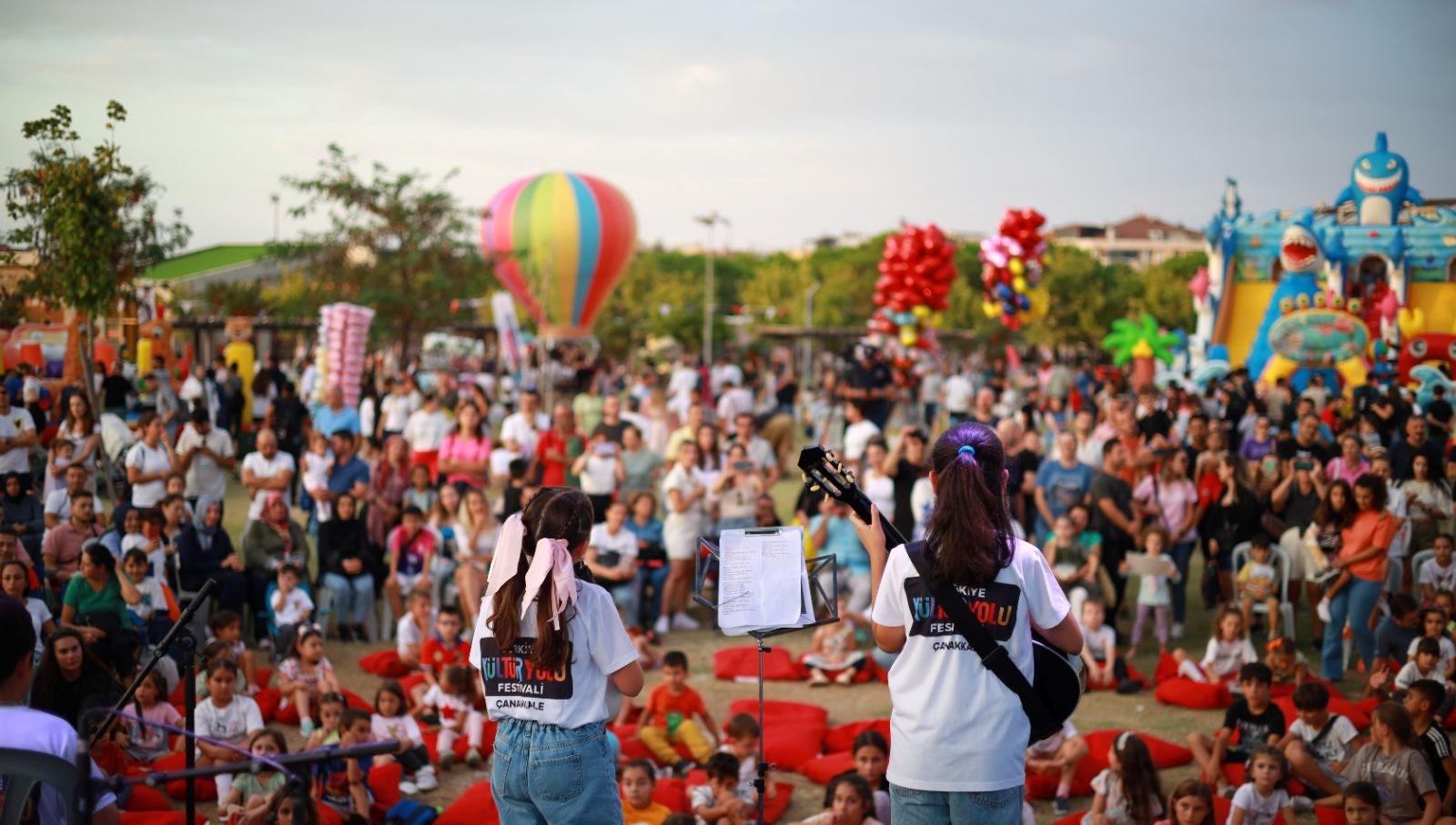 Çanakkale'de Türkiye Kültür Yolu Festivali Coşkusu 2 canakkalede-turkiye-kultur-yolu-festivali-coskusu-Hk8YMHCb.jpg