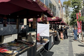 Fatih'te Sahaf Etkinliği: Kitapseverlerle Buluşma 2 fatihte-sahaf-etkinligi-kitapseverlerle-bulusma-lAEnsMOl.jpg