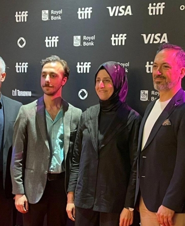 Gülizar Filminin Dünya Prömiyeri Toronto'da Gerçekleşti 7 gulizar-filminin-dunya-promiyeri-torontoda-gerceklesti-SVFmjznj.jpg