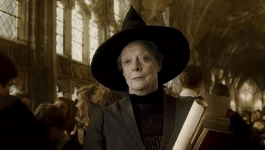 harry-potterin-unutulmaz-profesoru-maggie-smithin-gizemli-hayati-ve-sirlari-IX1zxqh2.jpg