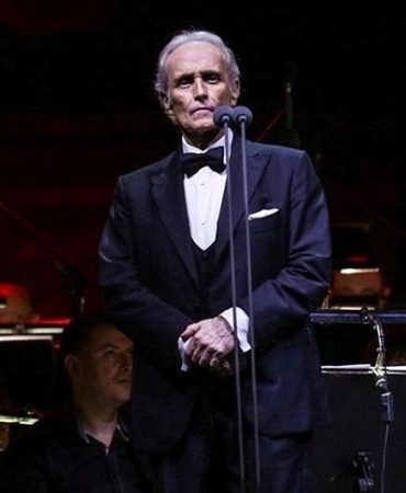 Jose Carreras'ın Veda Turnesi: İstanbul'da Müzik ve Duygular 7 jose-carrerasin-veda-turnesi-istanbulda-muzik-ve-duygular-ECEnh4MS.jpg