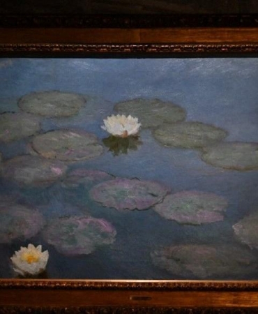 Monet'in Efsanevi Nilüferler Tablosu: 30 Milyon Dolarla Rekor Kırdı, Sanat Dünyası Şokta! 4 monetin-efsanevi-niluferler-tablosu-30-milyon-dolarla-rekor-kirdi-sanat-dunyasi-sokta-8QQCcLSm.jpg