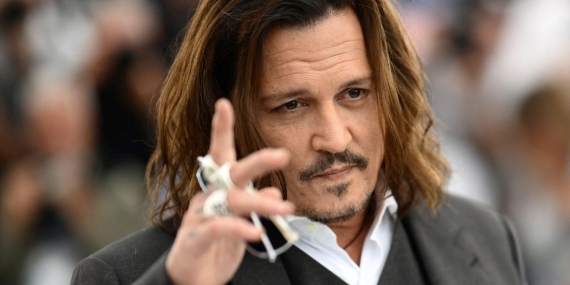 Şok Edici! Johnny Depp’e Onur Ödülü Veriliyor: Bu Kararın Arkasındaki Gizemli Sebep Ne?