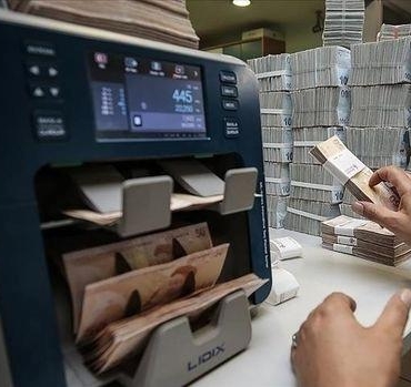 Ticari Kredilerde Rekor Düşüş: Yedi Ayın En Düşük Büyümesi Şok Etti! 2 ticari-kredilerde-rekor-dusus-yedi-ayin-en-dusuk-buyumesi-sok-etti-6eyR1u2c.jpg