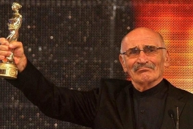 Tuncel Kurtiz: 11 Yıl Sonra Unutulmaz Hatıralar ve Efsanevi İhtişamı ile Anıyoruz! 12 tuncel-kurtiz-11-yil-sonra-unutulmaz-hatiralar-ve-efsanevi-ihtisami-ile-aniyoruz-FPybBXSD.jpg