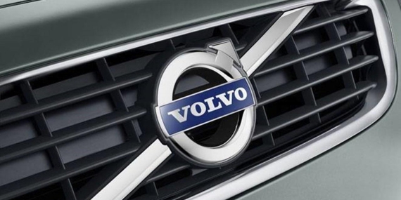 Volvo, 2030 Elektrikli Araç Hedefini Gözden Geçirdi: Hibrit Araçlara Yöneliyor