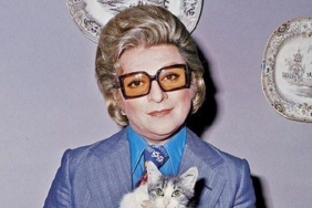 Zeki Müren'in Ebediyete İntikalinin Üzerinden 28 Yıl Geçti: Sanat Güneşi'nin Sırrı ve Unutulmaz Mirası! 11 zeki-murenin-ebediyete-intikalinin-uzerinden-28-yil-gecti-sanat-gunesinin-sirri-ve-unutulmaz-mirasi-5Yhy3JlV.jpg