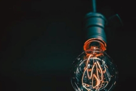 AB Ülkelerinde Elektrik Fiyatları Uçuşa Geçti: Tüketiciler Ne Yapacak? 5 ab-ulkelerinde-elektrik-fiyatlari-ucusa-gecti-tuketiciler-ne-yapacak-sSvxq7tw.jpg