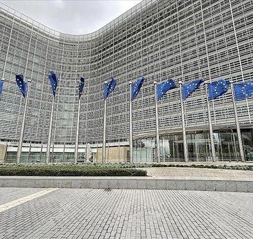 AB'nin 10,1 Milyar Euro'luk Skandal Harcaması! 2 abnin-101-milyar-euroluk-skandal-harcamasi-DBXkc14q.jpg