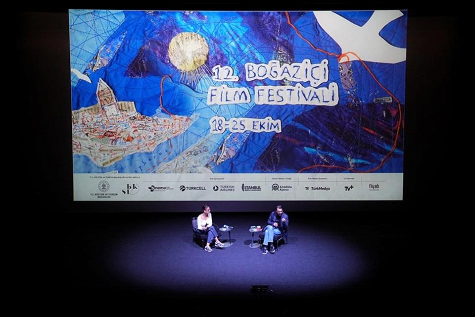 Abu Bakr Shawky'nin Cannesa Yolculuğu: 12. Boğaziçi Film Festivali'nde Sıra Dışı Anlar ve İlham Verici Hikayeler! 1 Abu Bakr Shawky ile
