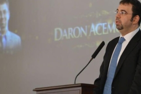 Acemoğlu'nun Nobel Zaferi: Dünya Çalkalandı! 2 acemoglunun-nobel-zaferi-dunya-calkalandi-a7Bk6PGH.jpg