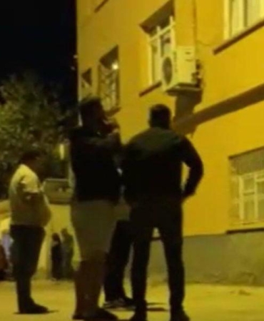 Adana'da Arkadaşının Evinde Gizemli Ölüm Olayı 3 adanada-arkadasinin-evinde-gizemli-olum-olayi-Ol53jyZM.jpg