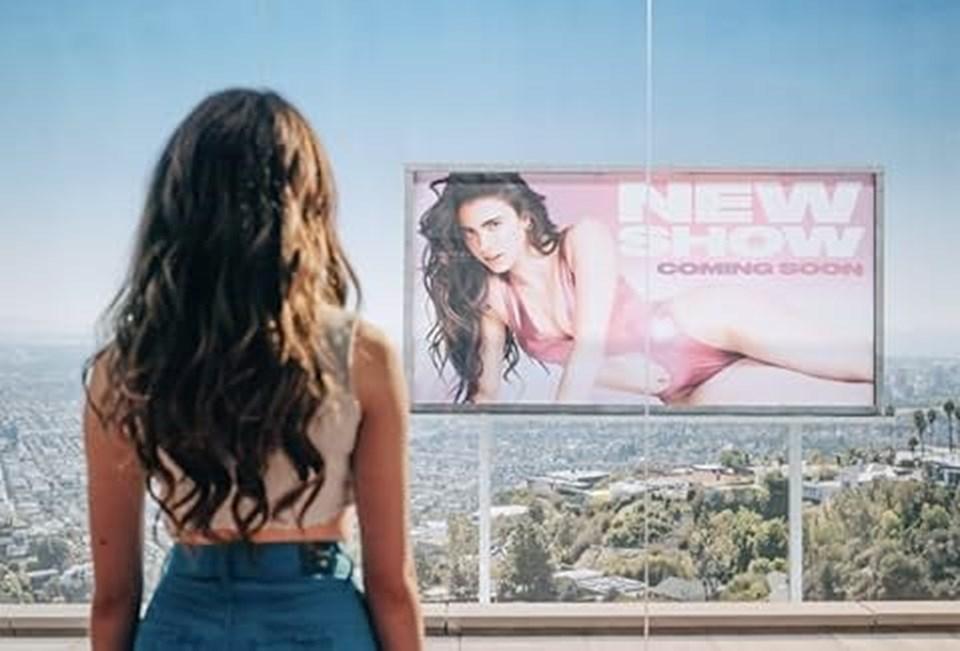 Altın Küre'de Komedi/Müzikal Dalında Yarışacak: 'The Substance' Filmi, Eğlence Dünyasını Sarsacak! 1 Margaret Qualley, Dennis Quaid ve Demi Moore'un Başrolünde Yer Aldığı