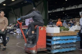 Avustralya'da Enflasyon Çöktü: 3,5 Yılın En Düşük Seviyesiyle Ekonomik Bir Dönüşüm Başlıyor! 4 avustralyada-enflasyon-coktu-35-yilin-en-dusuk-seviyesiyle-ekonomik-bir-donusum-basliyor-b8XfpqIy.jpg